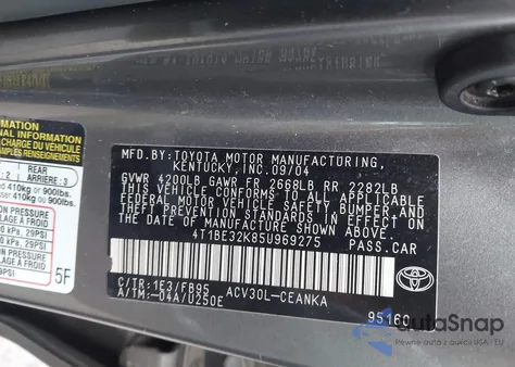 2005 Toyota Camry Le z USA, uszkodzony, nr VIN 4T1BE32K85U969275